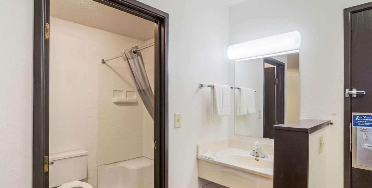 Motel 6-Fargo, Nd - South Екстериор снимка